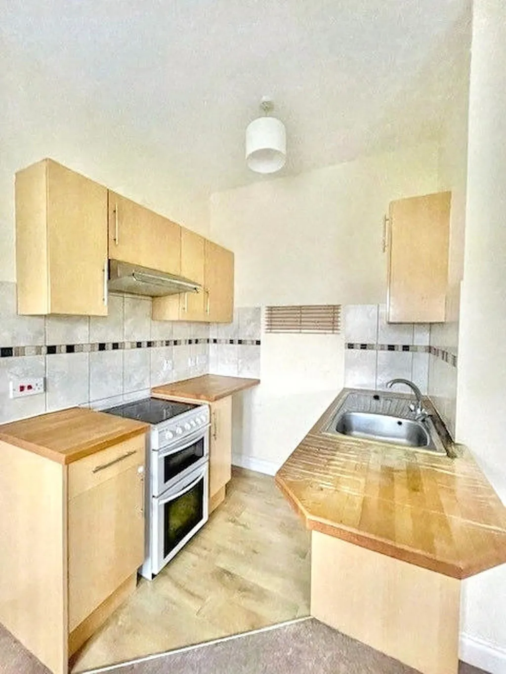 Alma Road, Bournemouth BH9 1AL, photo 5