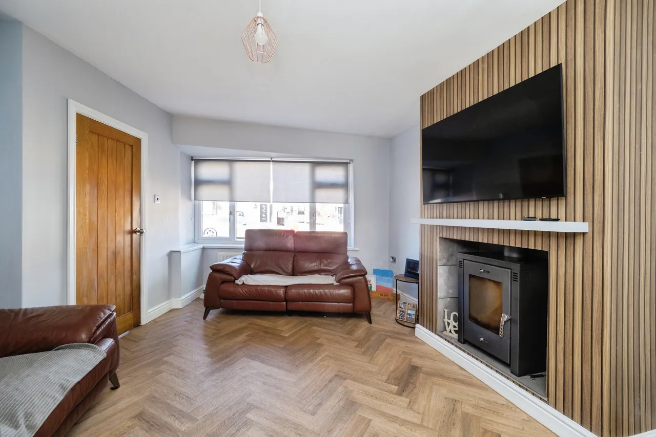 Hazelbarrow Drive, Hull, HU10, photo 2