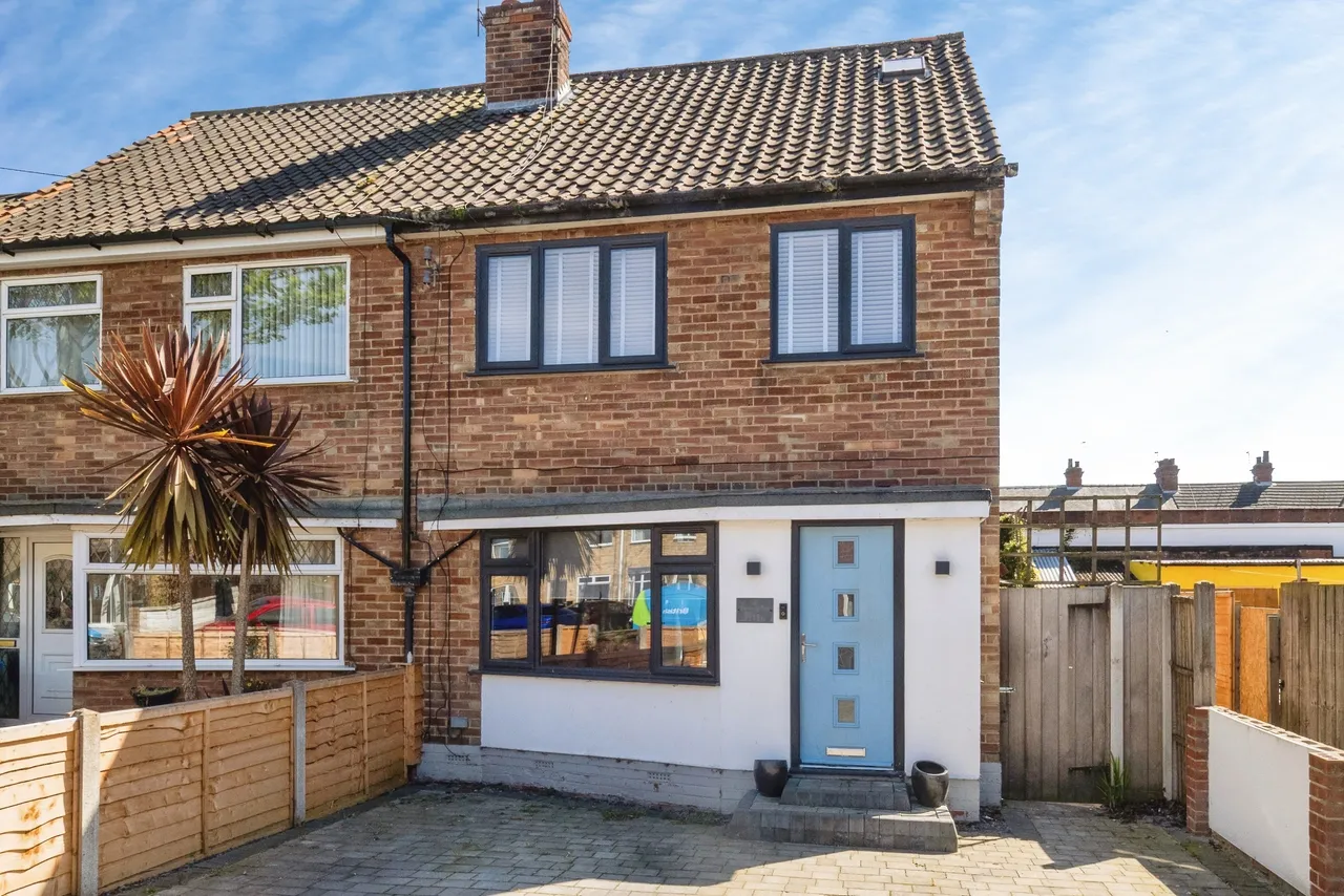 Hazelbarrow Drive, Hull, HU10, photo 15