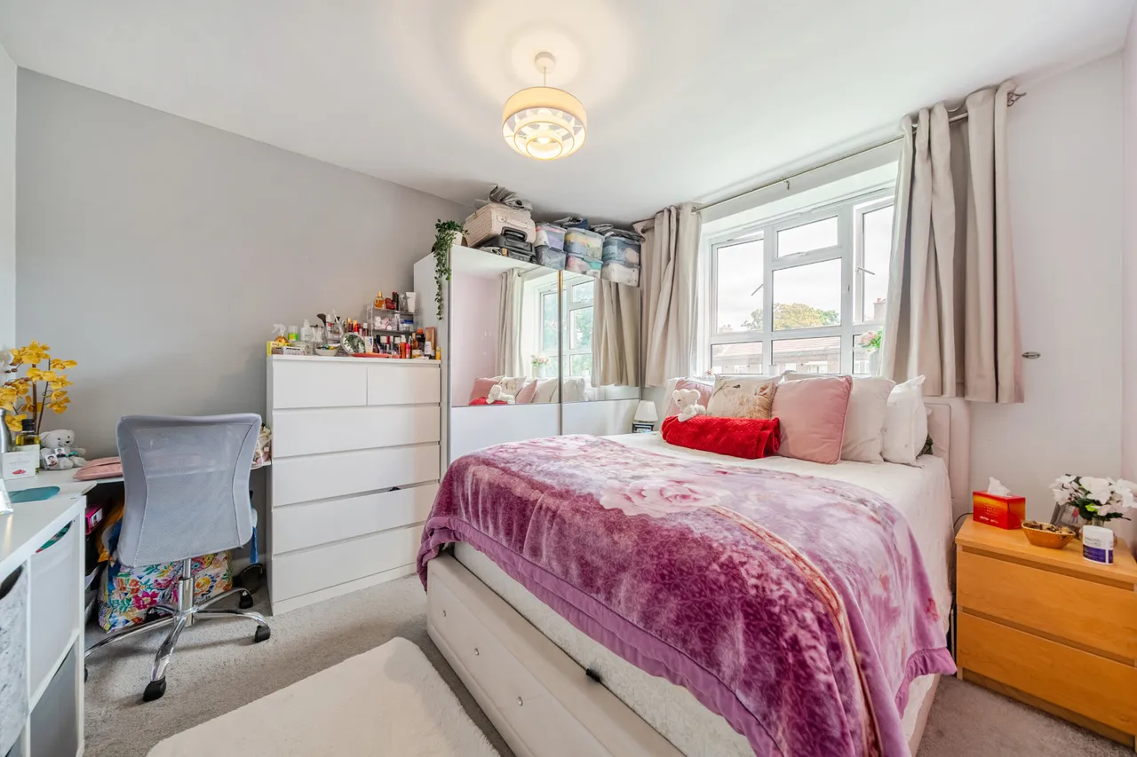 2 bed flat for sale, Kingswood Estate, SE21