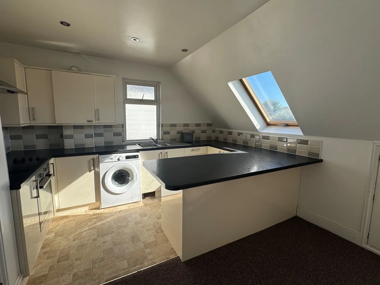 Cheriton Road, Folkestone, CT19, photo 11