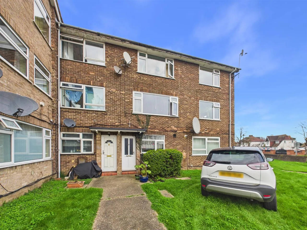 Victoria Road, Ruislip, HA4 0HB, photo 7