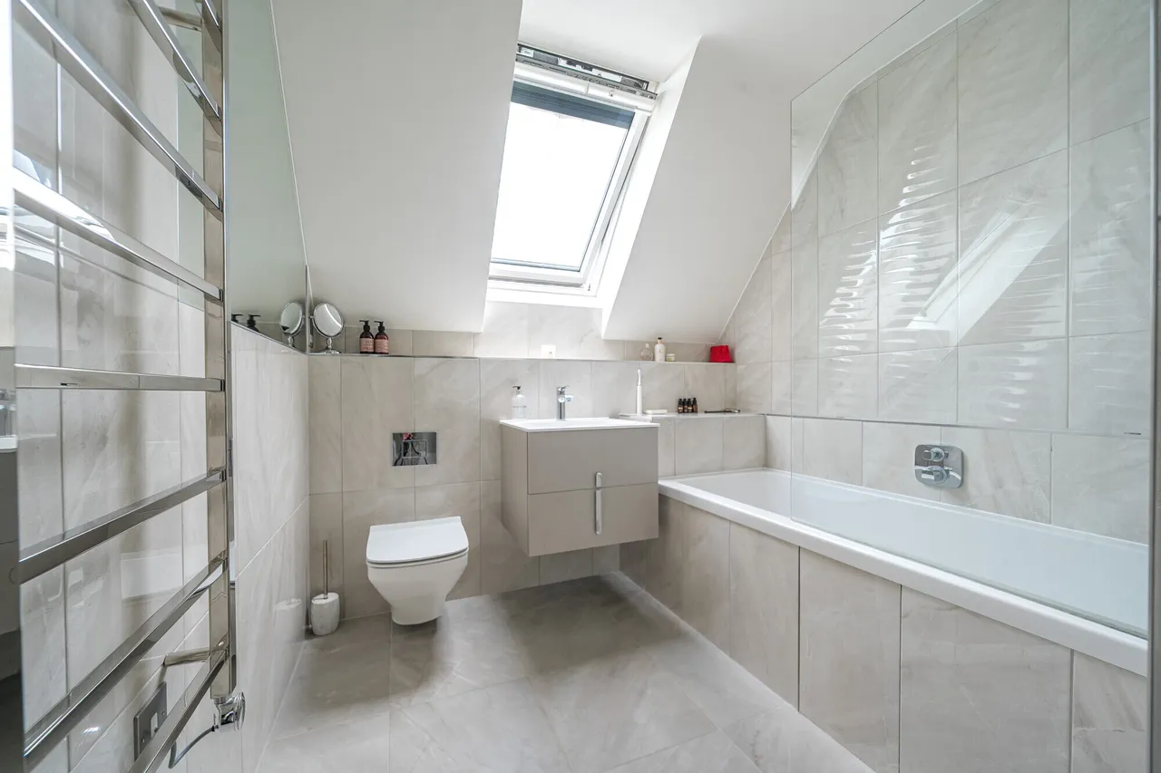 153 Amersham Road, Beaconsfield, HP9, photo 12