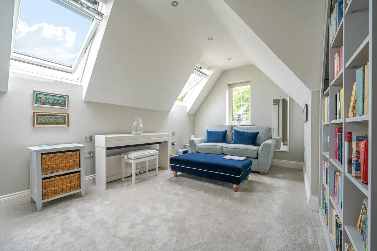153 Amersham Road, Beaconsfield, HP9, photo 5