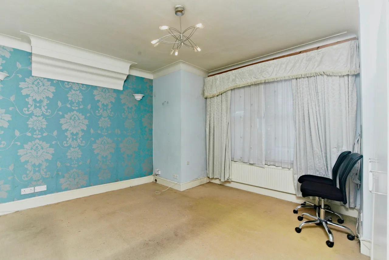 Kitchener Road, Thornton Heath, CR7, photo 16
