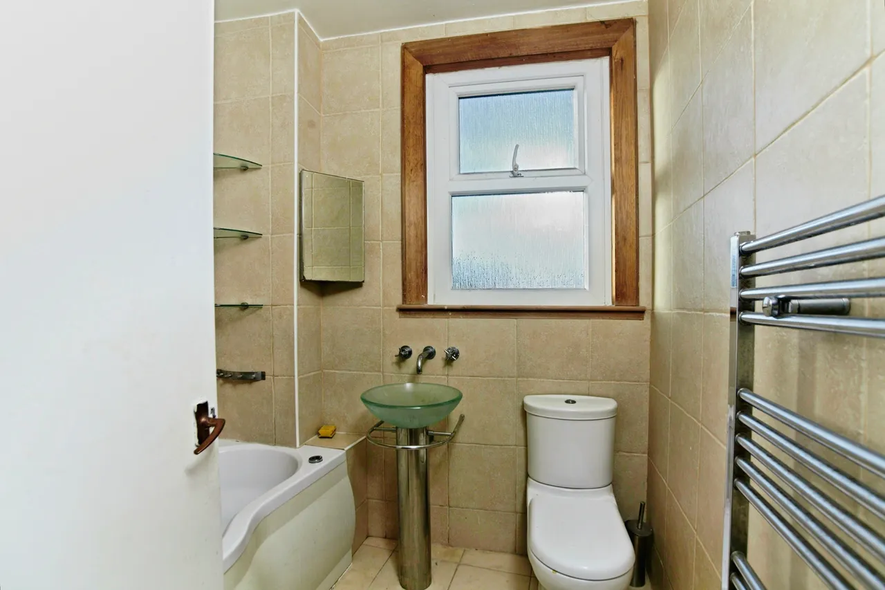 Kitchener Road, Thornton Heath, CR7, photo 4