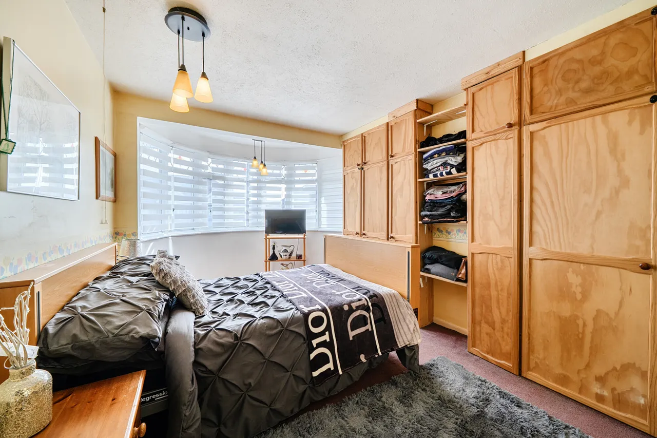 Victoria Road, Ruislip, HA4, photo 8