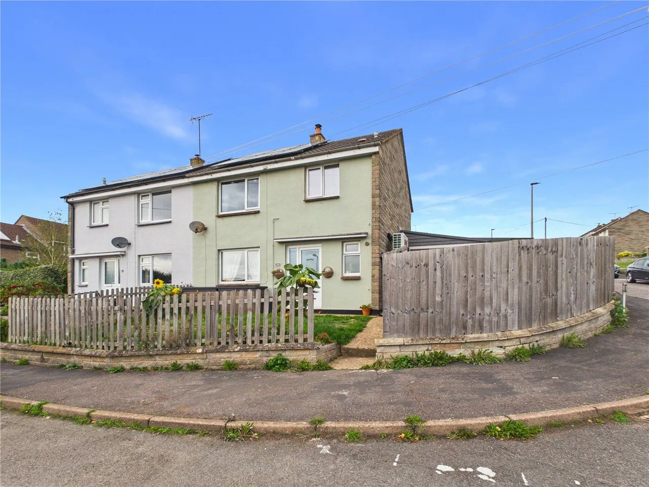 Godfreys Gardens, Bow, EX17, photo 2