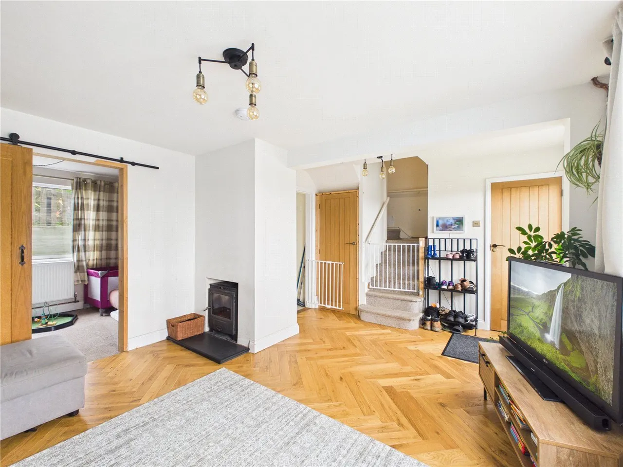 Godfreys Gardens, Bow, EX17, photo 6