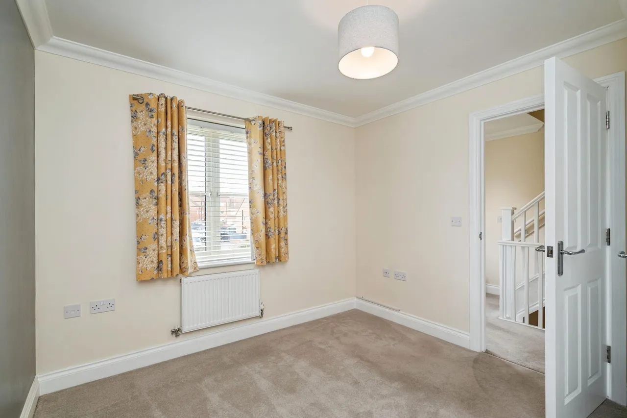 Adcock Drive, Norwich, NR7, photo 16