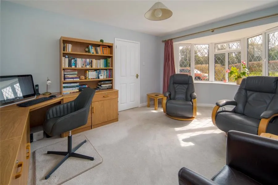 Church Hill, Totland Bay, PO39, photo 6