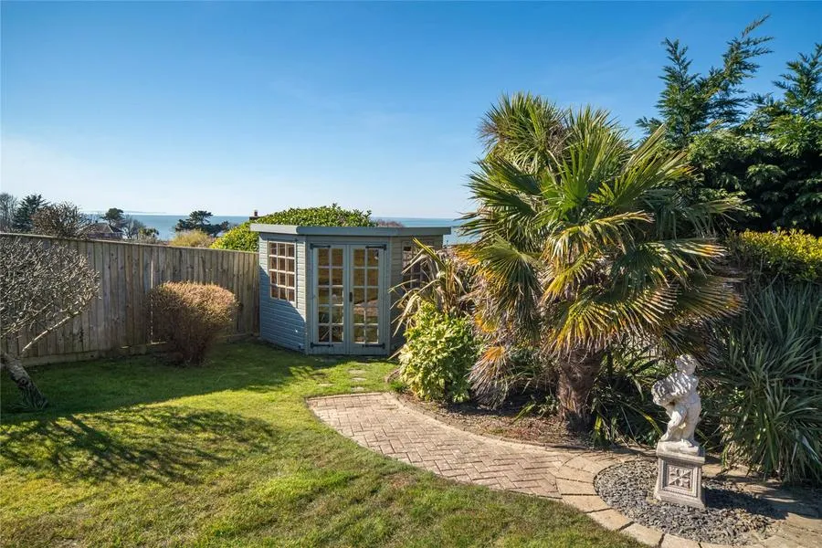 Church Hill, Totland Bay, PO39, photo 18