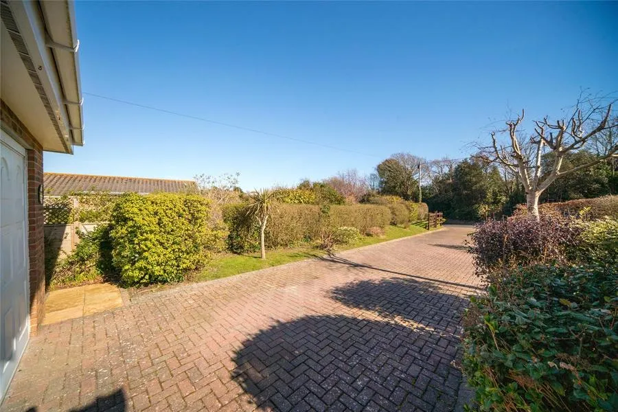 Church Hill, Totland Bay, PO39, photo 19