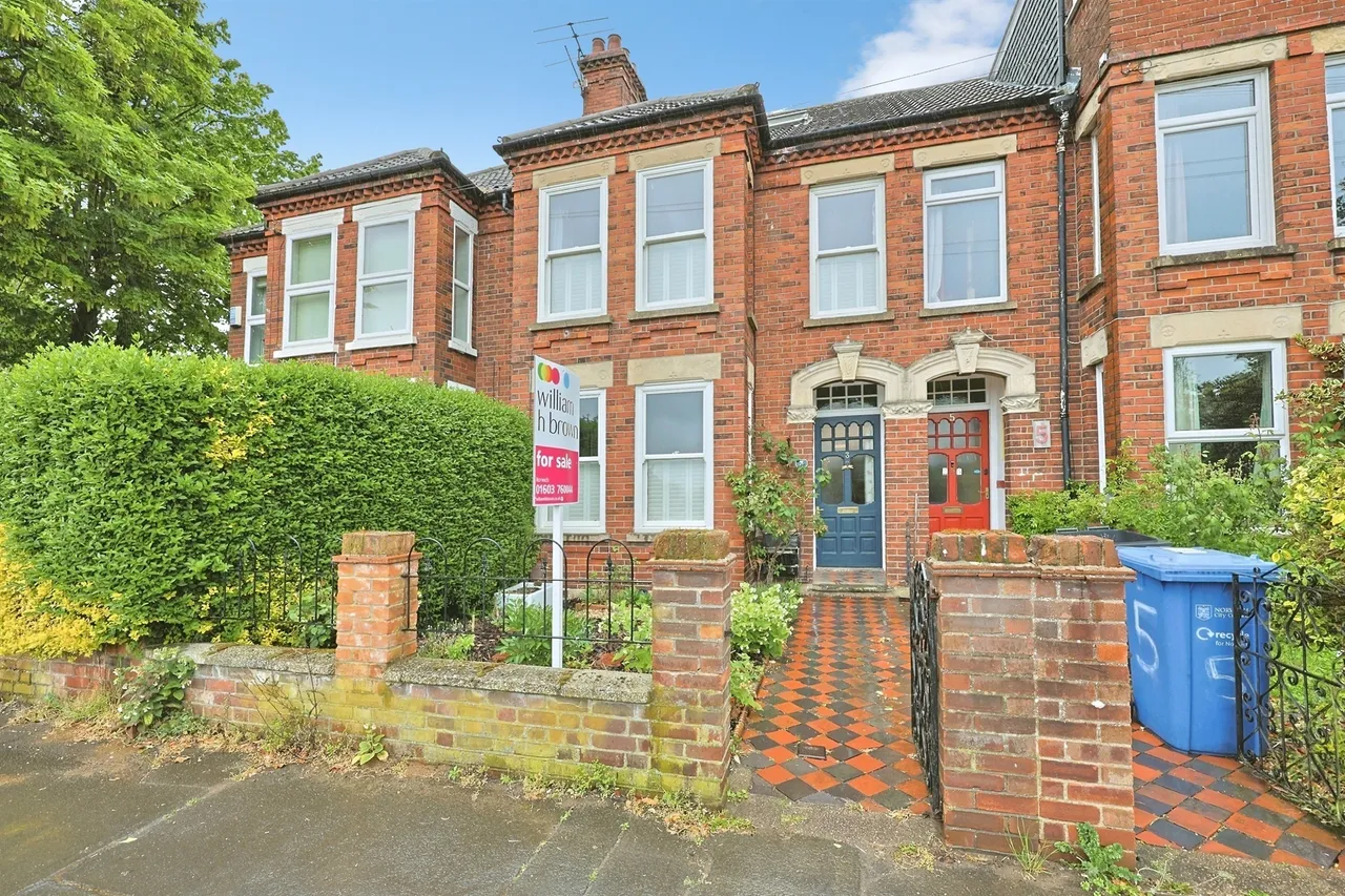 4 bed house for sale — Britannia Road, Norwich
