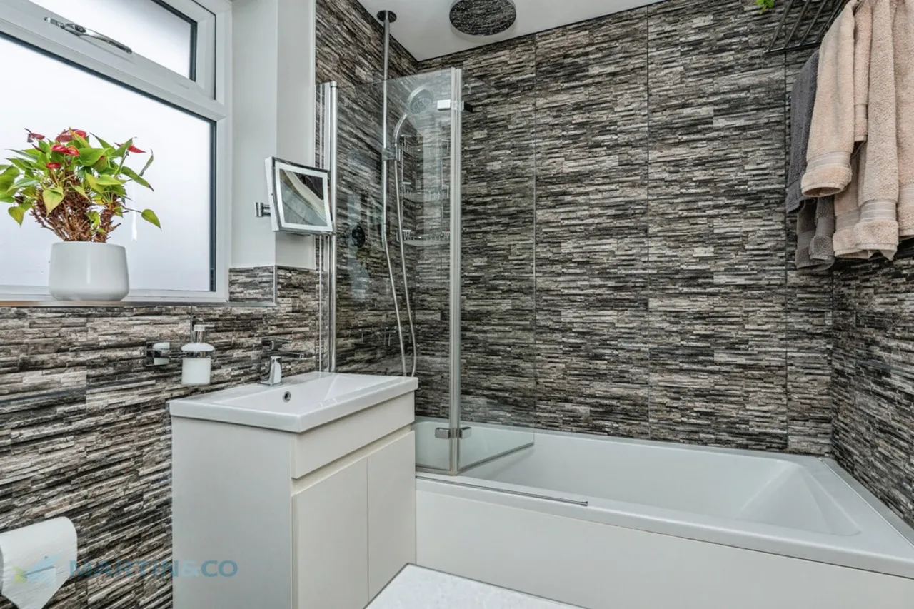Knaphill, Woking, GU21, photo 14