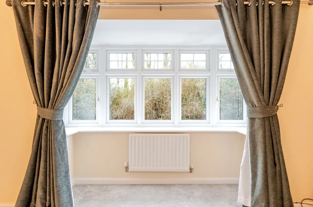 Magnolia Drive, Whitnash, Leamington Spa, Warwickshire, CV31, photo 12