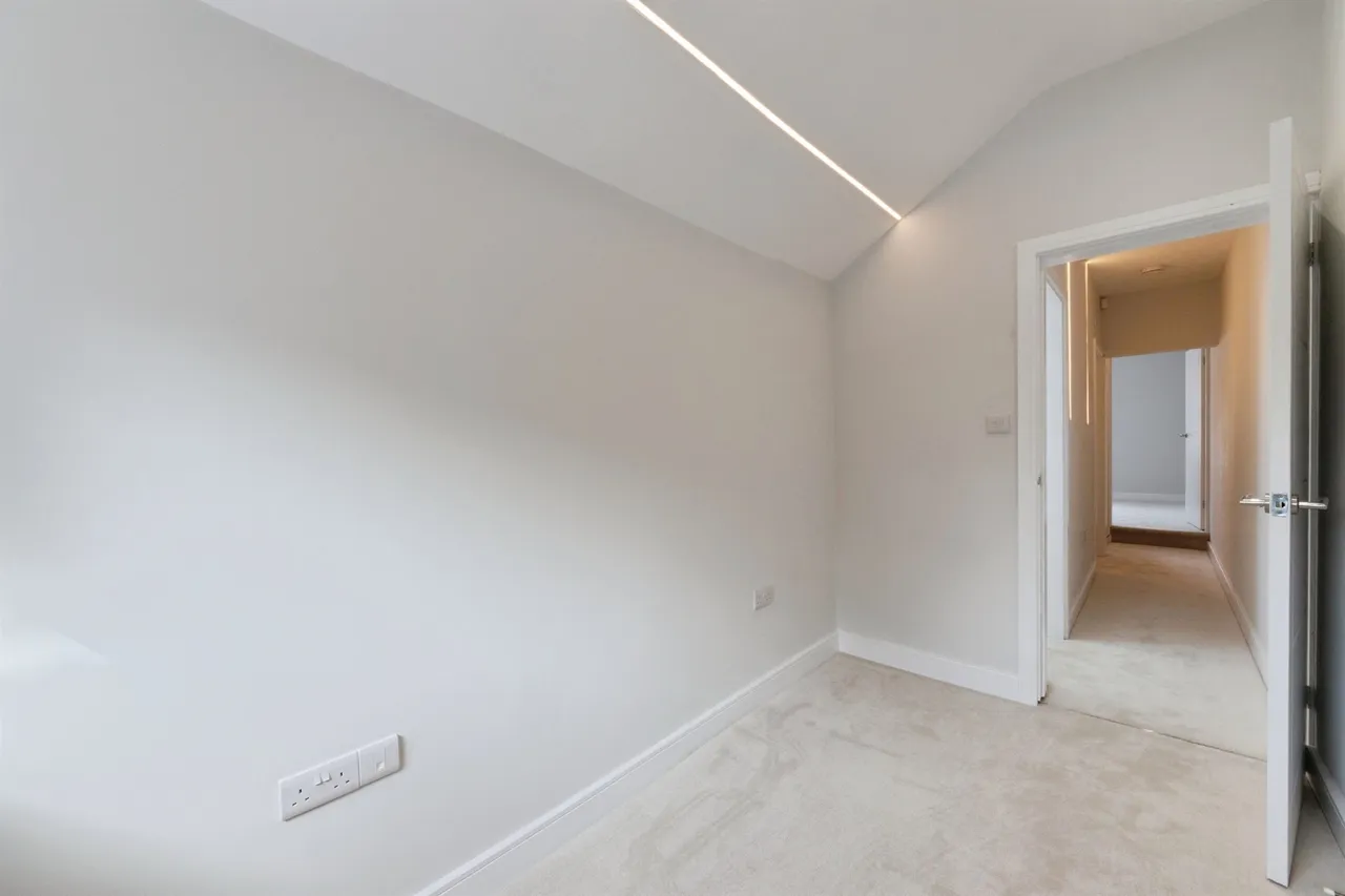 Hillfield Road, Birmingham, B11, photo 31