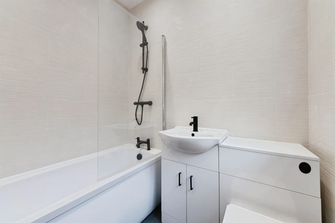 Hillfield Road, Birmingham, B11, photo 4