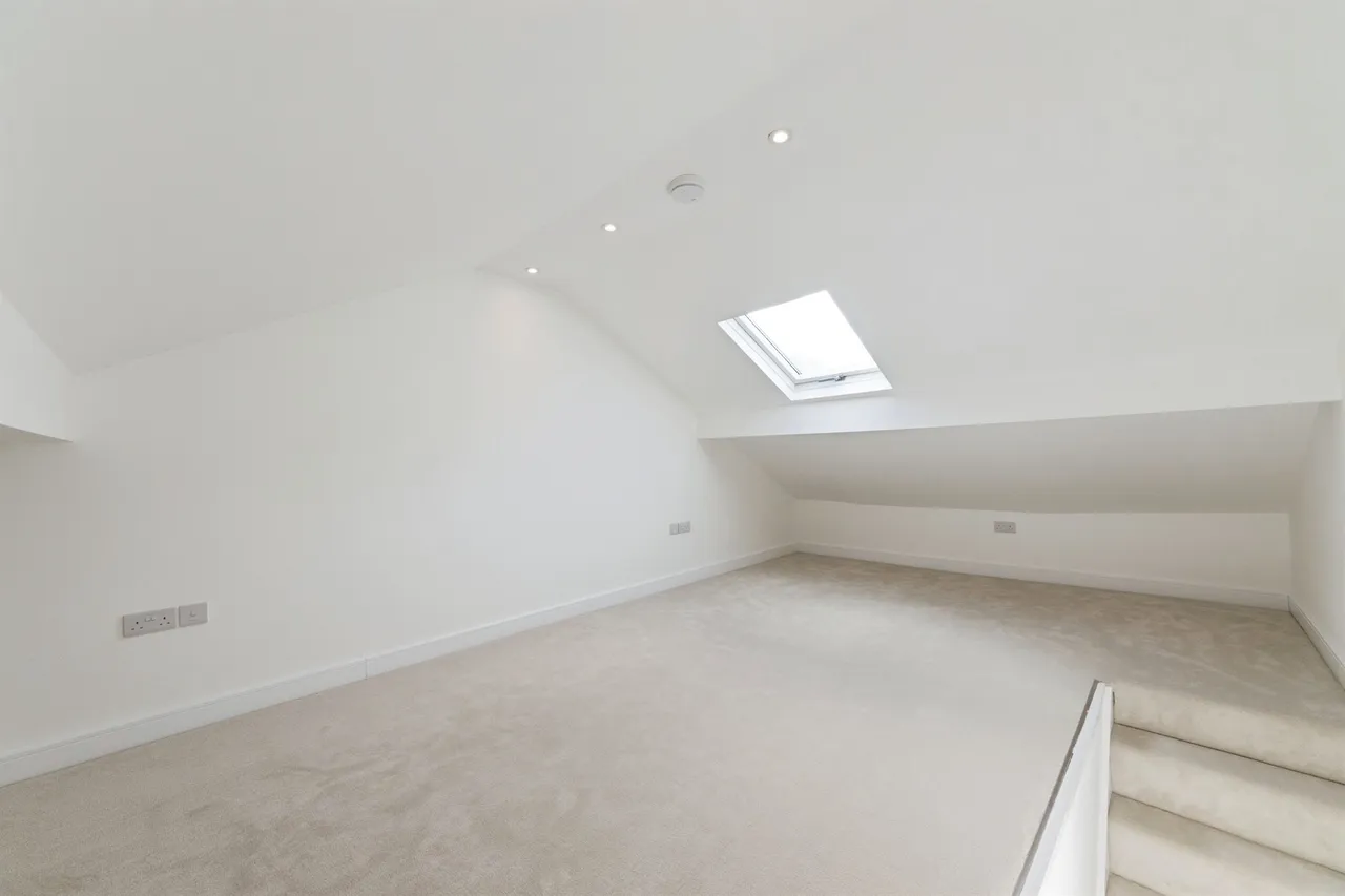 Hillfield Road, Birmingham, B11, photo 30