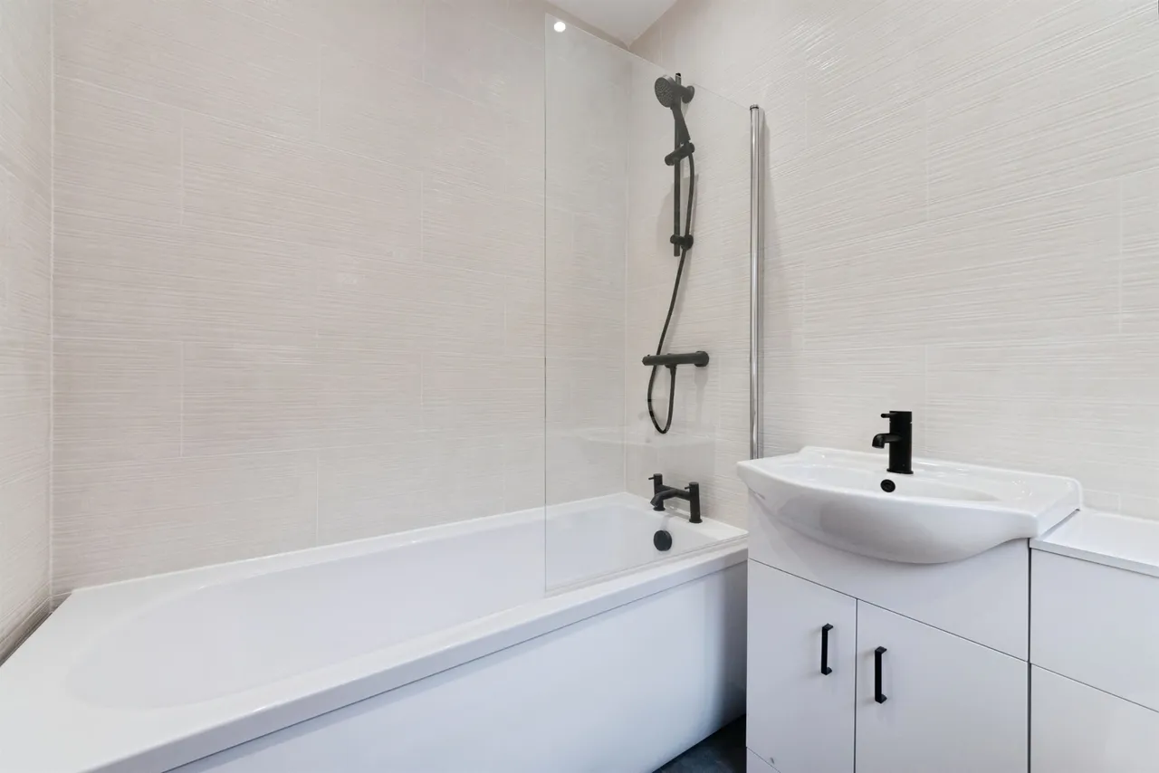 Hillfield Road, Birmingham, B11, photo 8