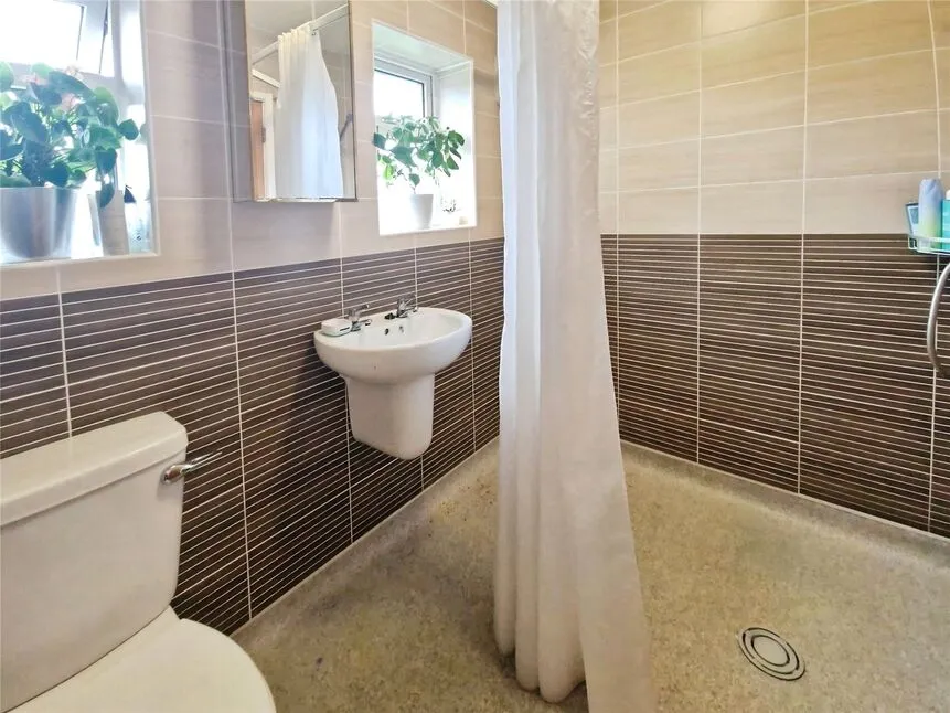 Bank Lane, Little Hulton, M38, photo 7