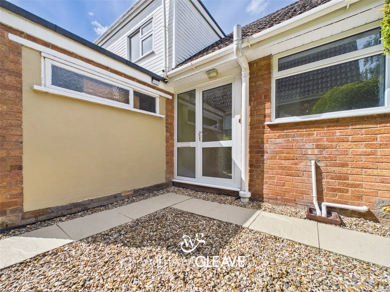 Top Llan Road, Glan Conwy, Colwyn Bay, Conwy, LL28 5ND, photo 18