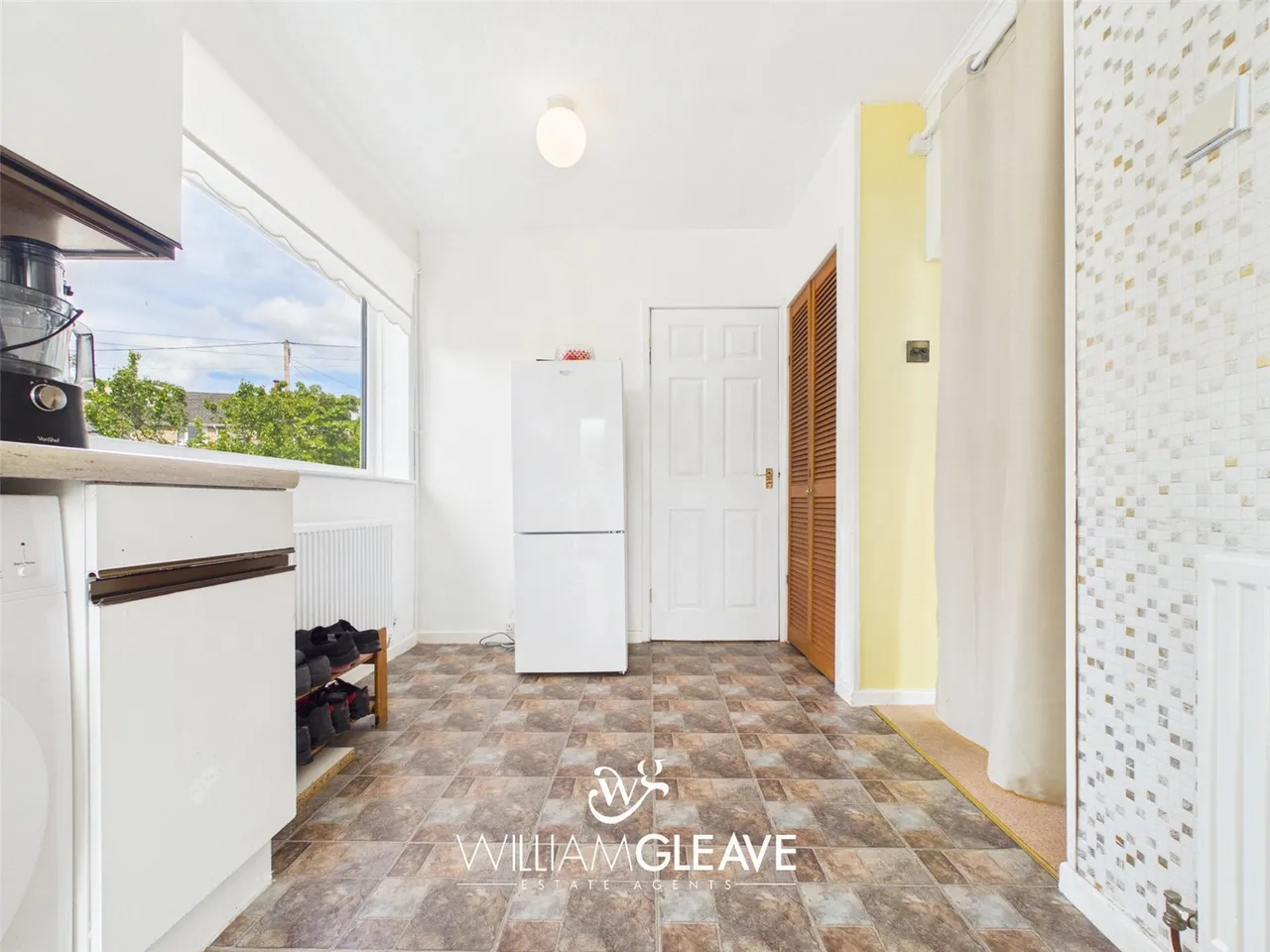 Top Llan Road, Glan Conwy, Colwyn Bay, Conwy, LL28 5ND, photo 11