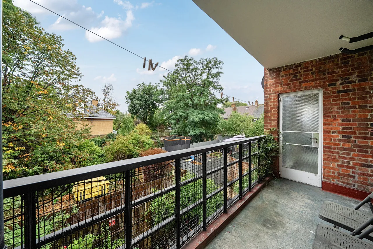 Keswick Road, London, SW15, photo 12