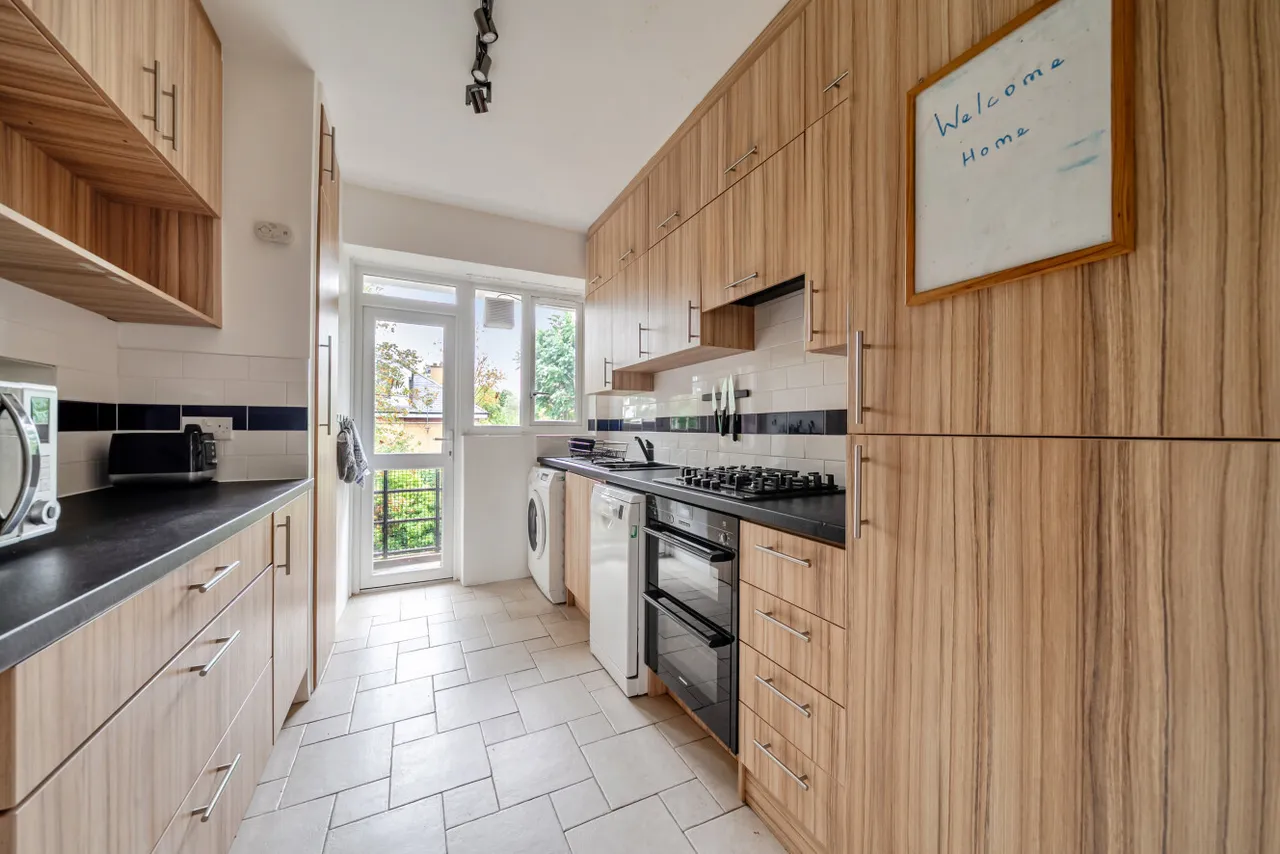 Keswick Road, London, SW15, photo 11