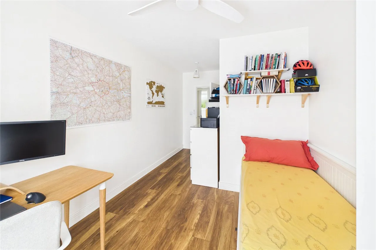 Valley Road, London, SW16, photo 15