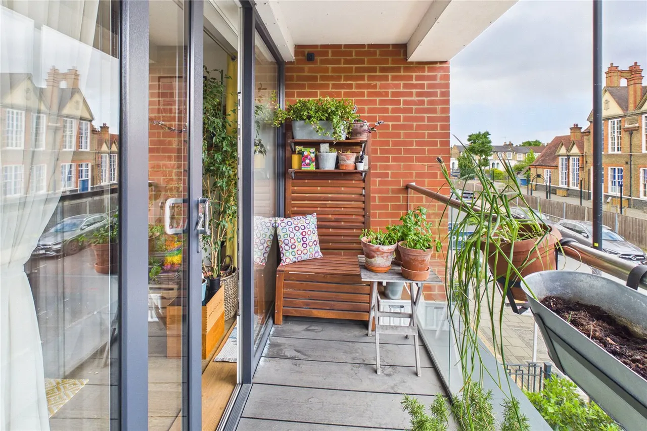 Valley Road, London, SW16, photo 2