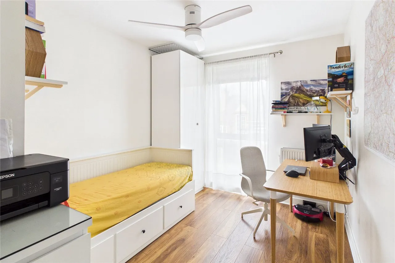 Valley Road, London, SW16, photo 11