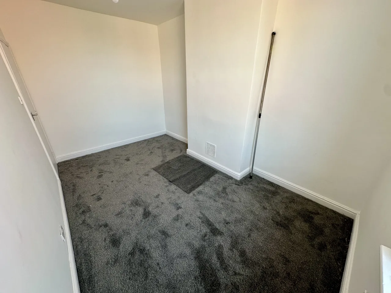 Crosby Road, LS11, photo 9