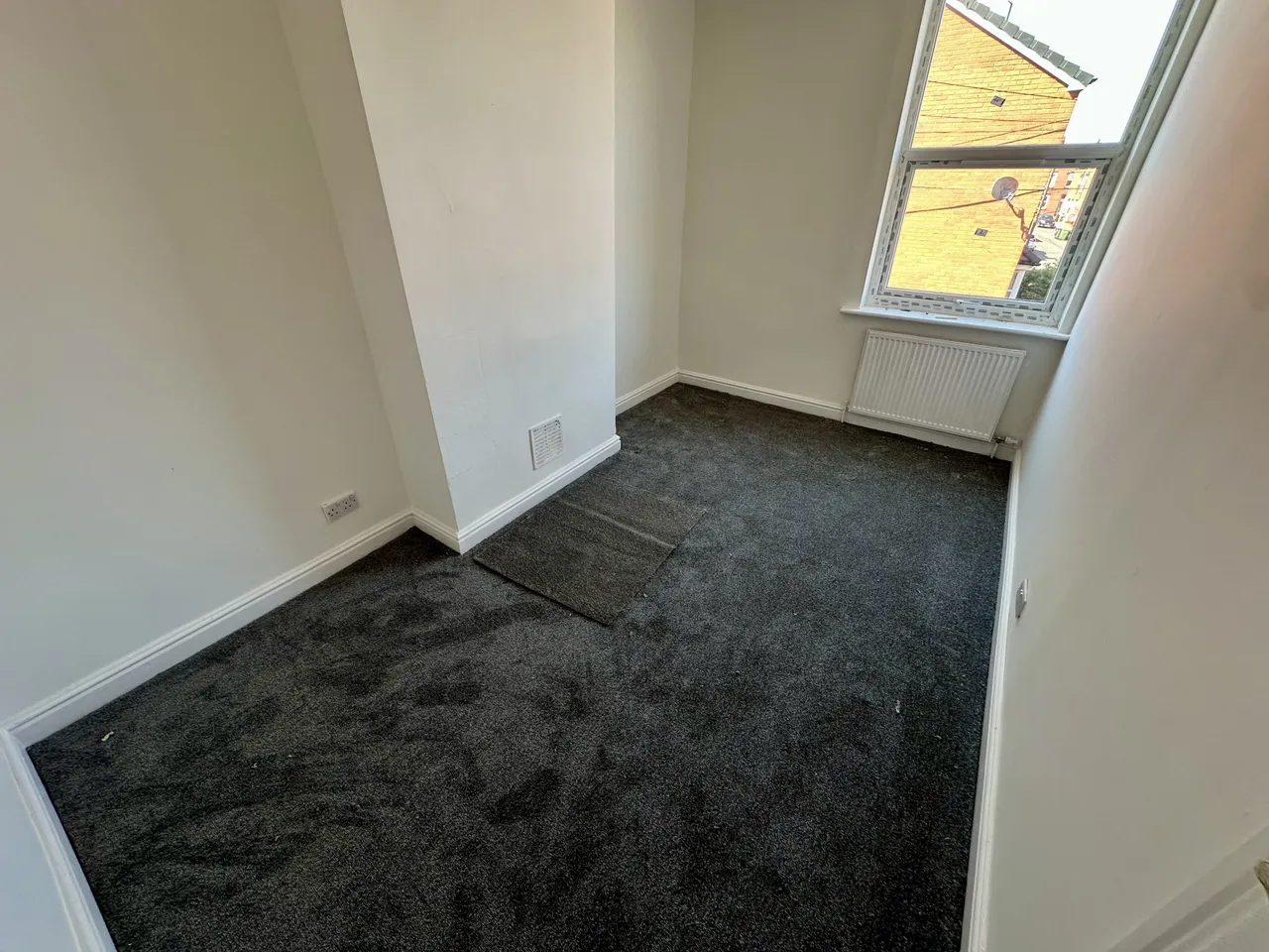 Crosby Road, LS11, photo 10
