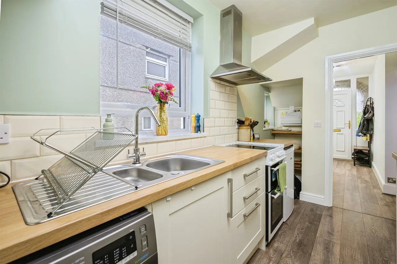 Lester Close, Plymouth, PL3, photo 6