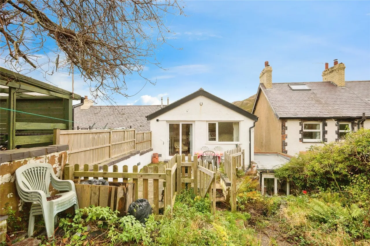 Conwy Old Road, Capelulo, LL34, photo 3