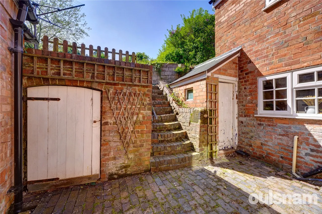 Swan Street, Alvechurch, Birmingham, Worcestershire, B48 7RP, photo 5