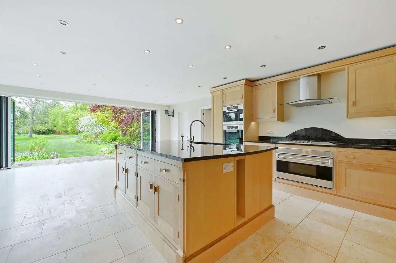 Shoppenhangers Road, Maidenhead, SL6, photo 10