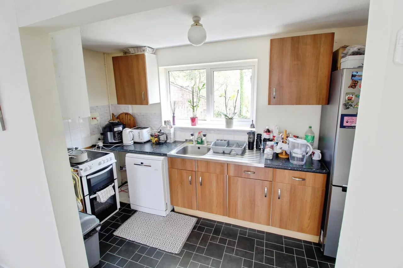Benland, Bretton, PE3, photo 4
