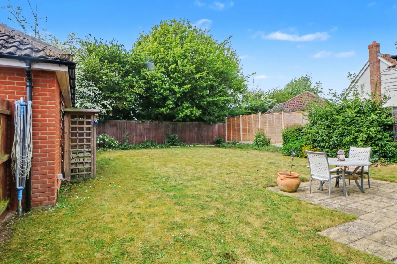 Lime Tree Avenue, Long Stratton, photo 21