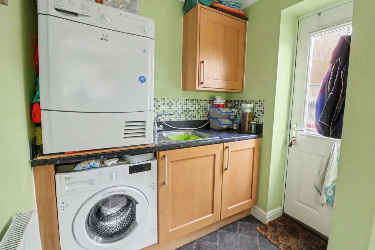 Lime Tree Avenue, Long Stratton, photo 9