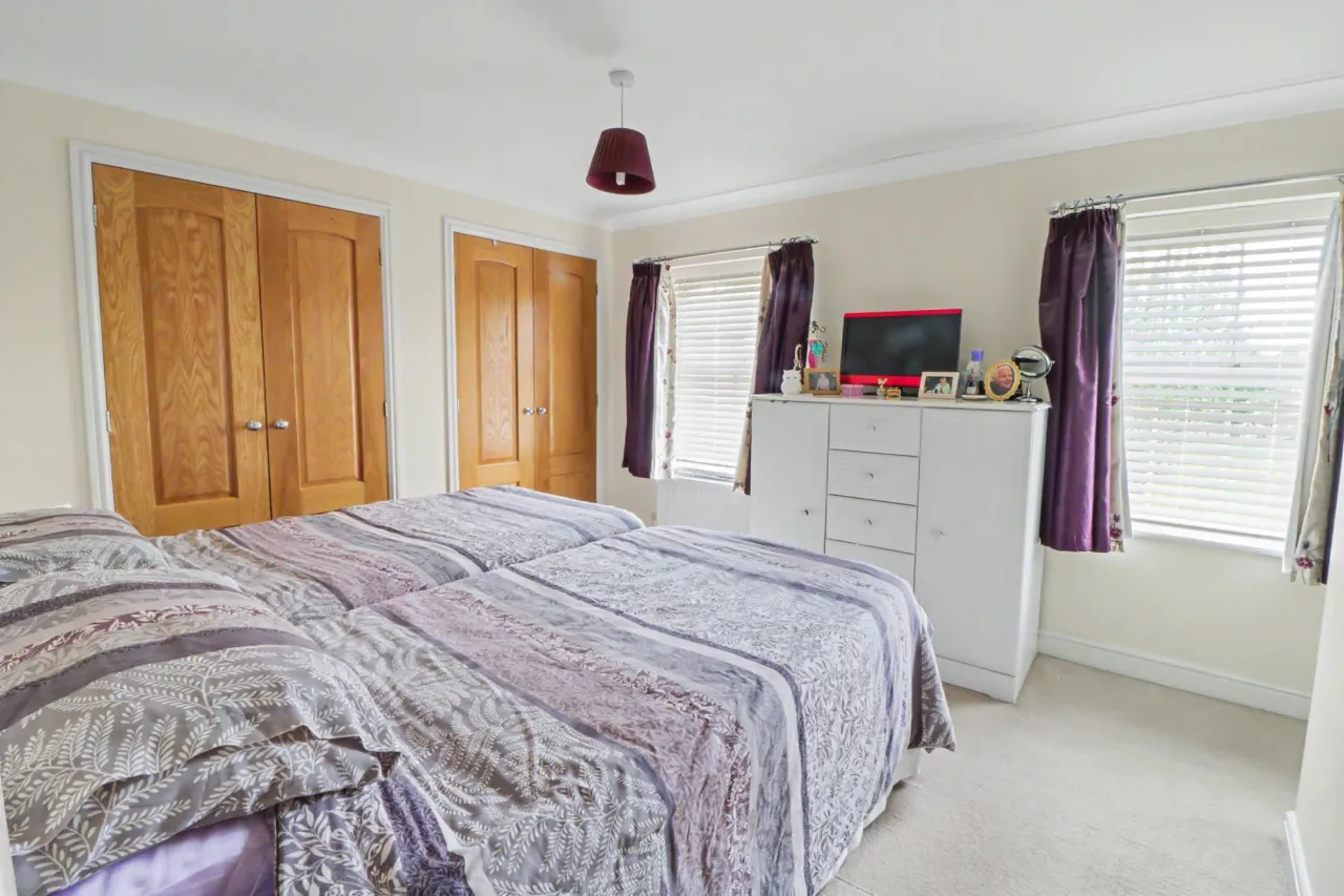 Lime Tree Avenue, Long Stratton, photo 12