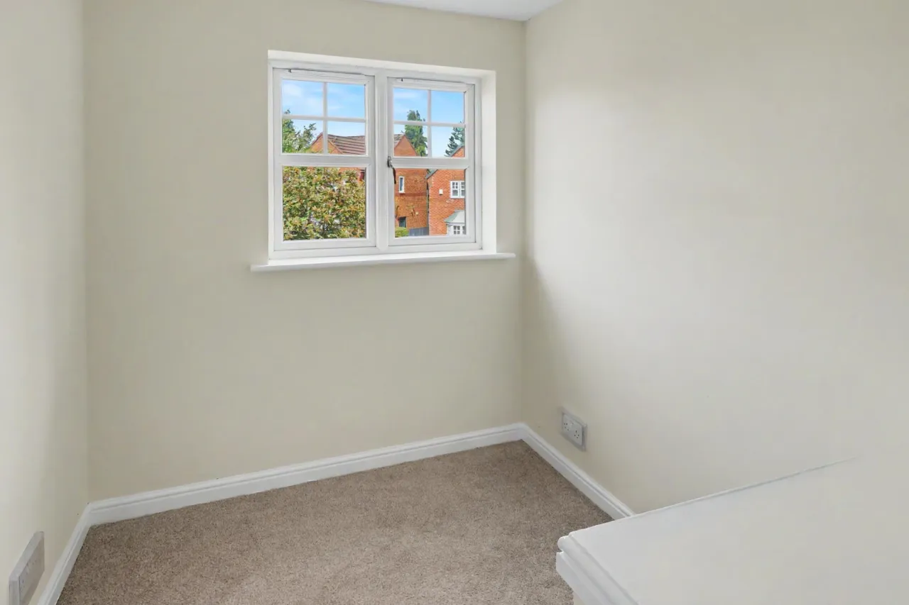 Coleridge Close, Sandbach, photo 9