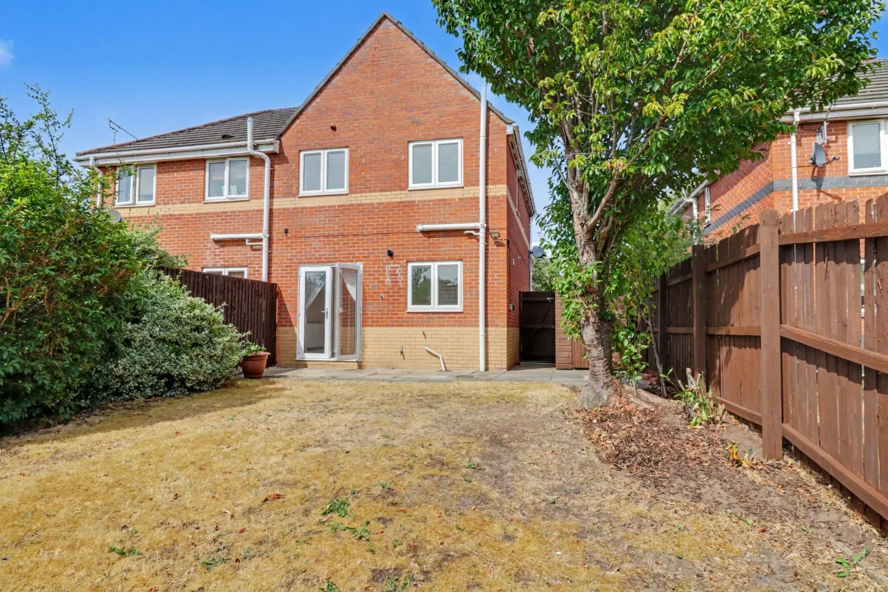 Coleridge Close, Sandbach, photo 2