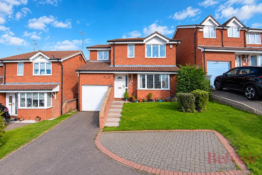 4 bed house for sale — Haddon Close, Wellingborough