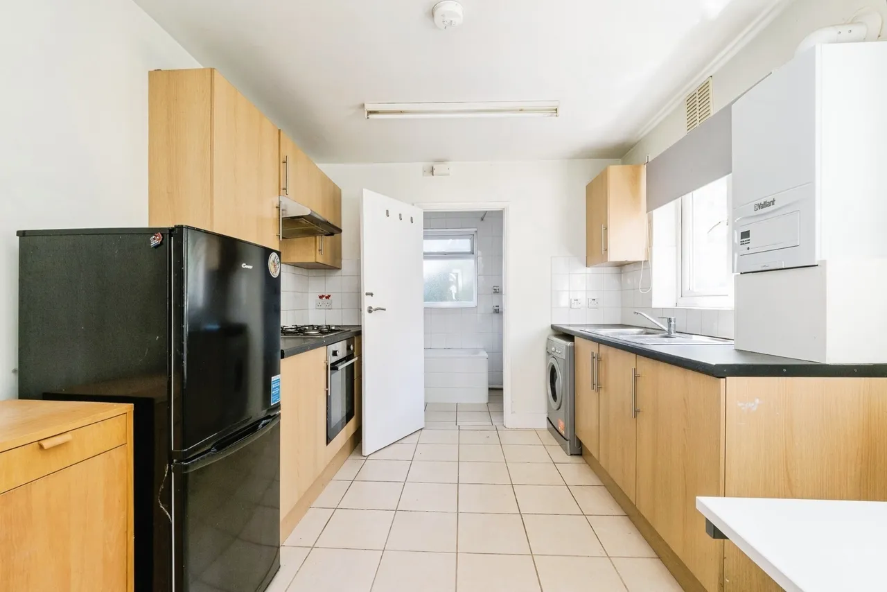 Church Road, LONDON, London, E12, photo 4