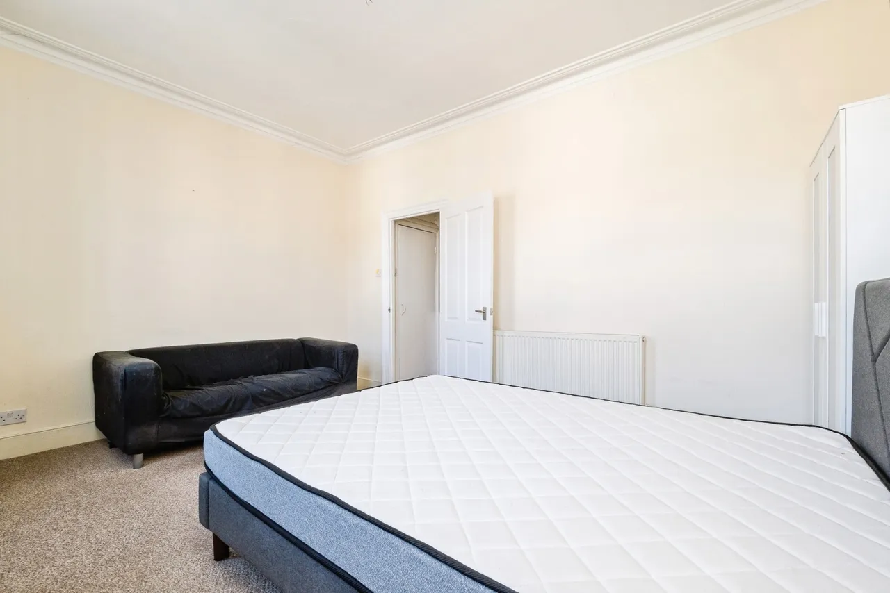 Church Road, LONDON, London, E12, photo 16