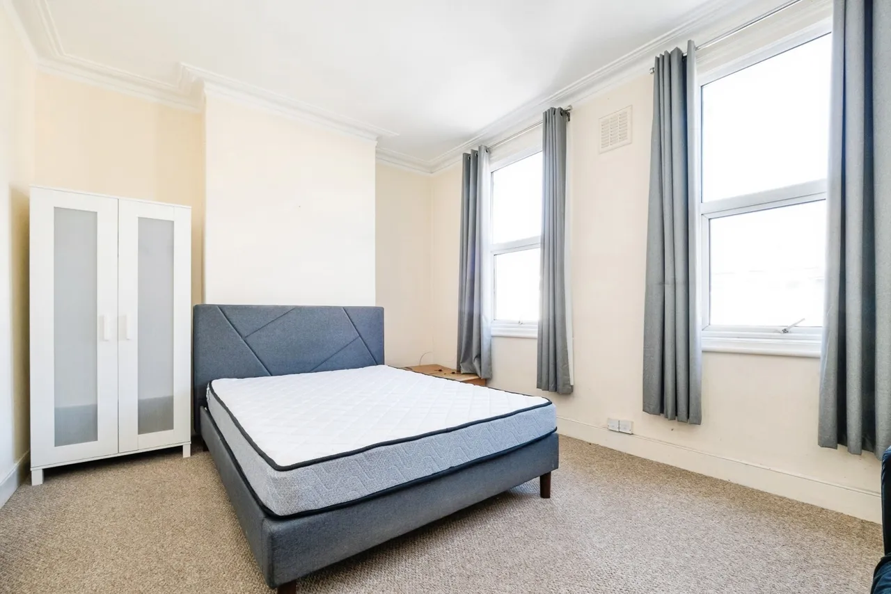 Church Road, LONDON, London, E12, photo 13