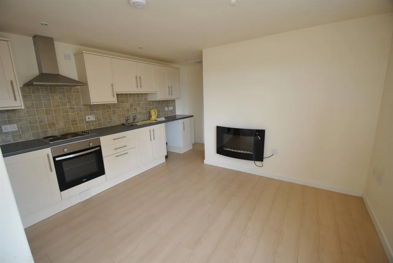 Station Street, Cinderford, photo 3