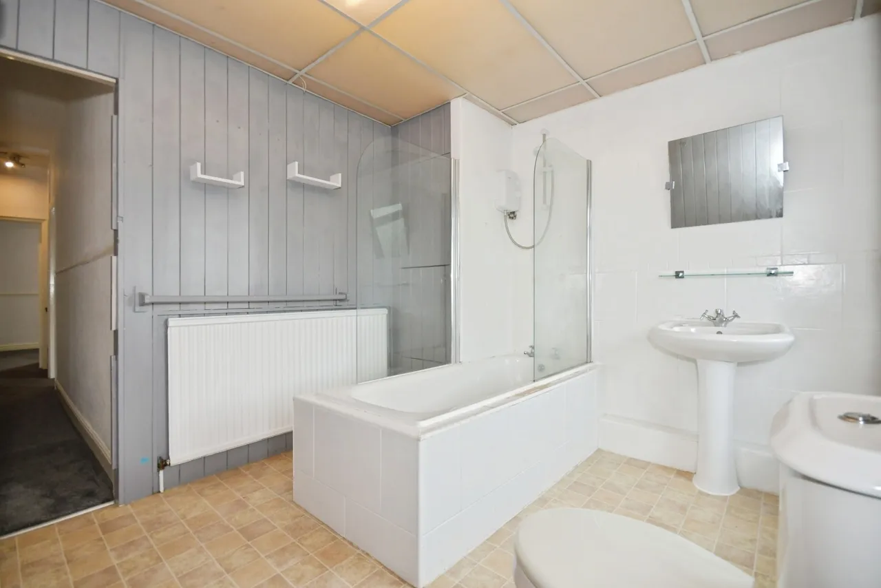 Knighton Street, North Wingfield, S42, photo 14